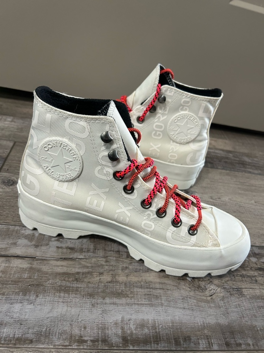 Converse Wmns Chuck Taylor All Star Lugged Winter High GTX 'Egret Prime Pink'